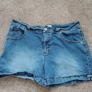 Faded Glory Stretch jean shorts
